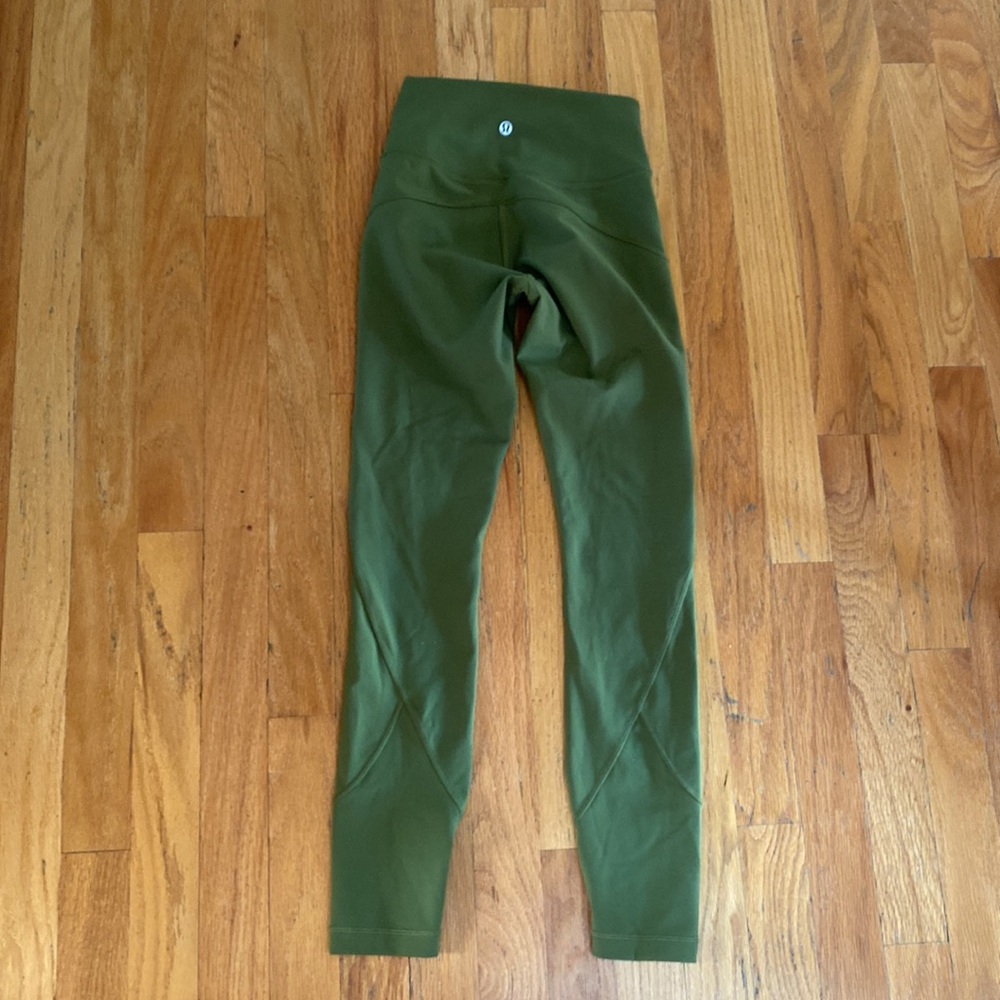 Lululemon In Movement Tight - Picture 7 of 8